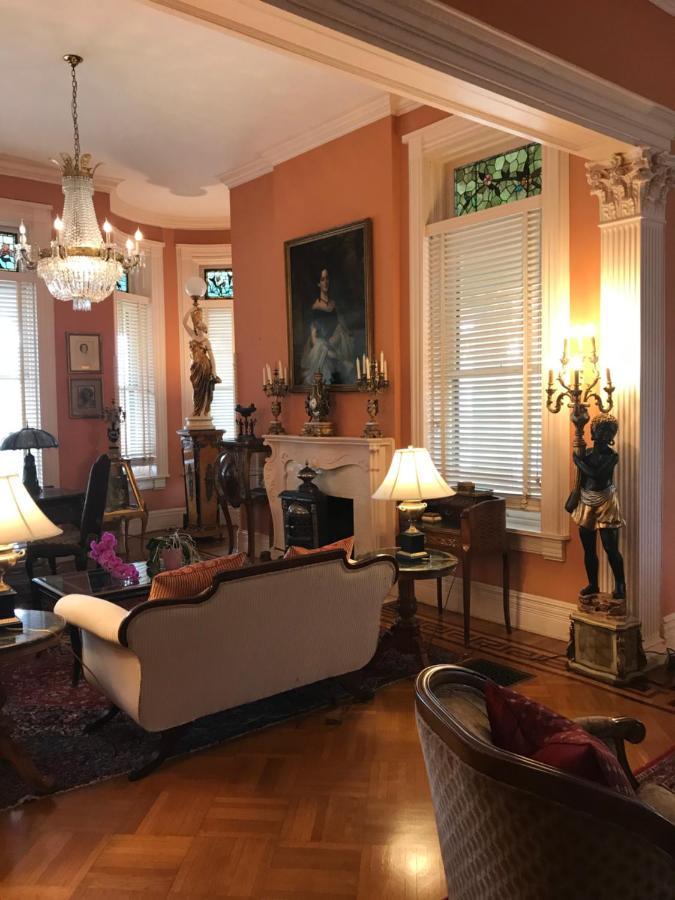 Bed and Breakfast Burke Mansion Мейкон Экстерьер фото