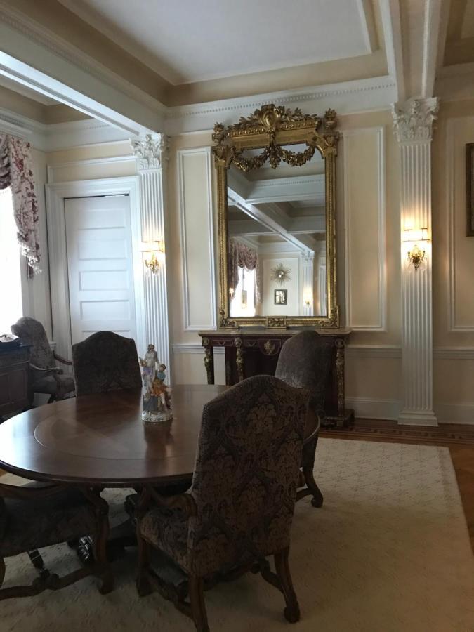 Bed and Breakfast Burke Mansion Мейкон Экстерьер фото