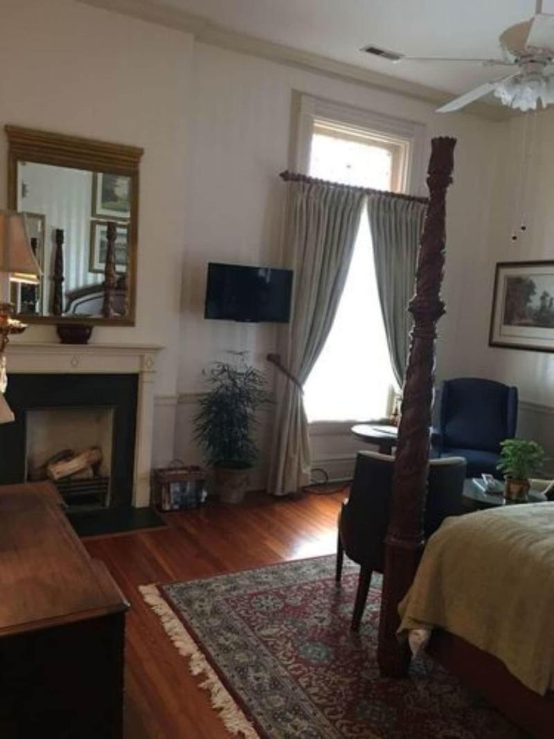 Bed and Breakfast Burke Mansion Мейкон Экстерьер фото