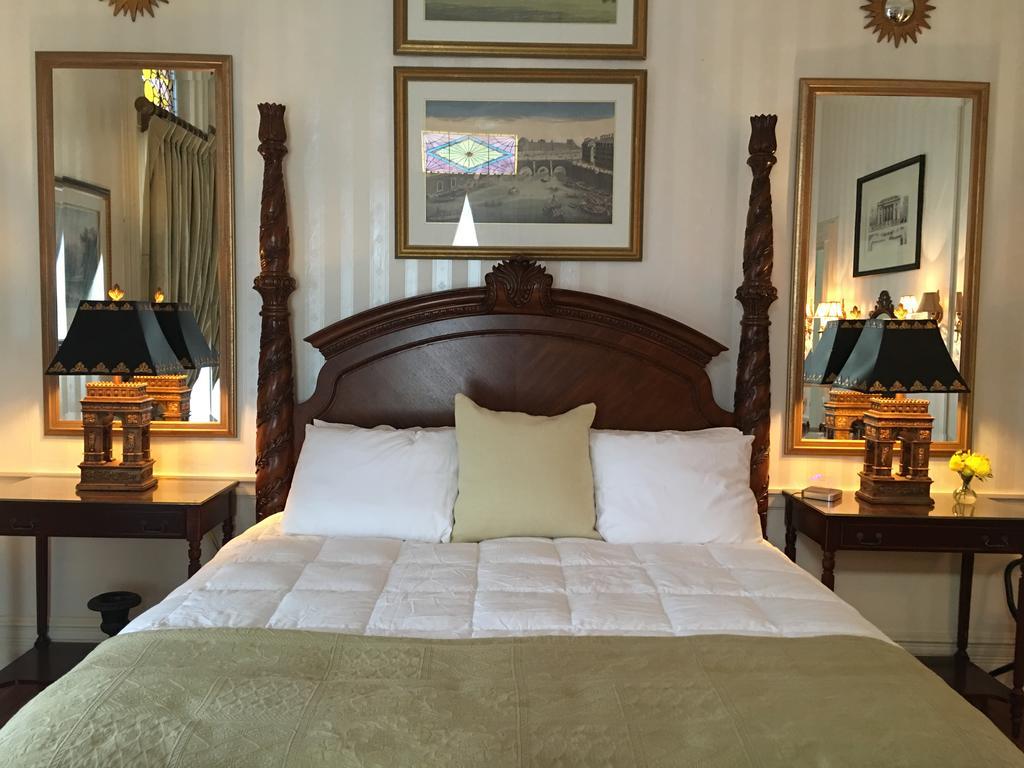 Bed and Breakfast Burke Mansion Мейкон Экстерьер фото